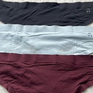 (3) Tommy John Air Thongs